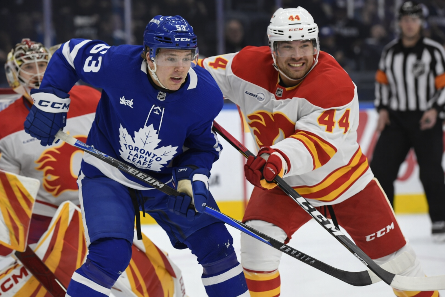 Rasmus Andersson trade negotiation graphic with Maple Leafs and Flames team logos split, Ben Danford and Easton Cowan headshots, Counter-Offer Gap framework overlay